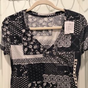 Patterned T-shirt